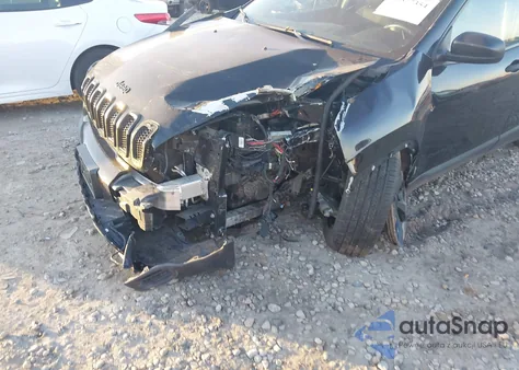 2017 Jeep Cherokee Altitude Fwd из США, поврежденный, VIN 1C4PJLAB8HW643315